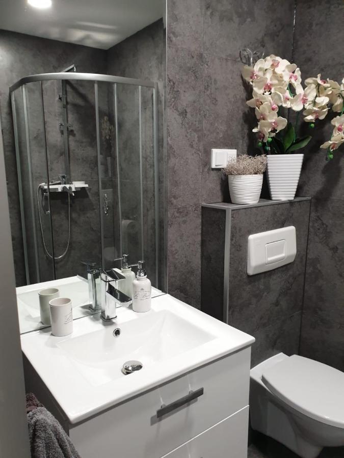 Sanktuarium Snu Apartments Glubczyce ภายนอก รูปภาพ
